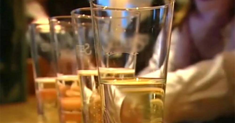 Алкоголь унес жизни не менее 16 человек в Перу - ren.tv