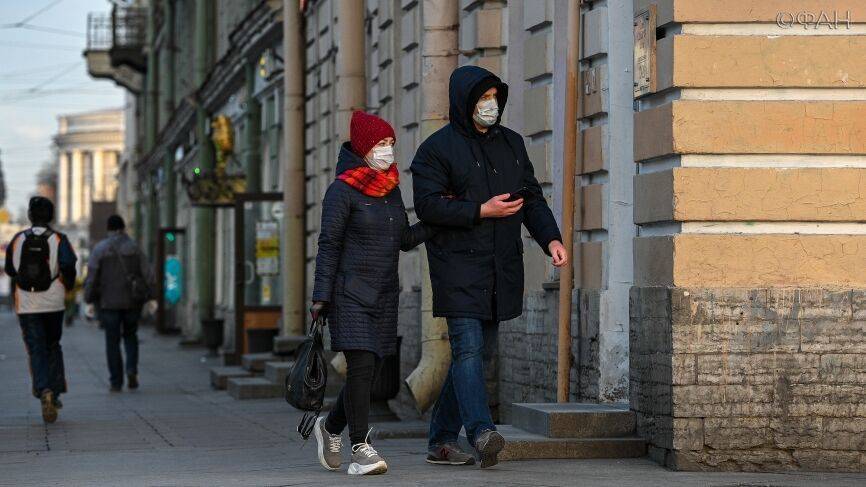 Сергей Яковлев - Врач объяснил, почему носить маску на улице бесполезно - vestirossii.com - Москва