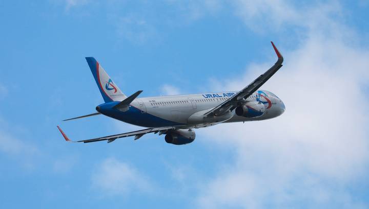 Авиакомпании продолжают отменять рейсы для вывоза россиян - vesti.ru - Россия - Екатеринбург - Япония - Индия - Таиланд - Вьетнам