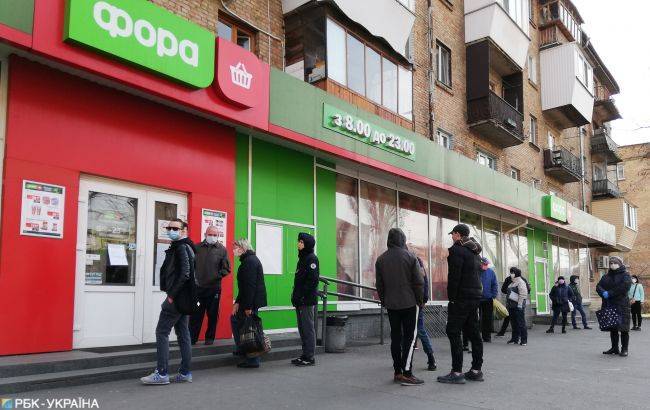 В Кабмине опровергли обязанность магазинов выдавать покупателям маски - rbc.ua