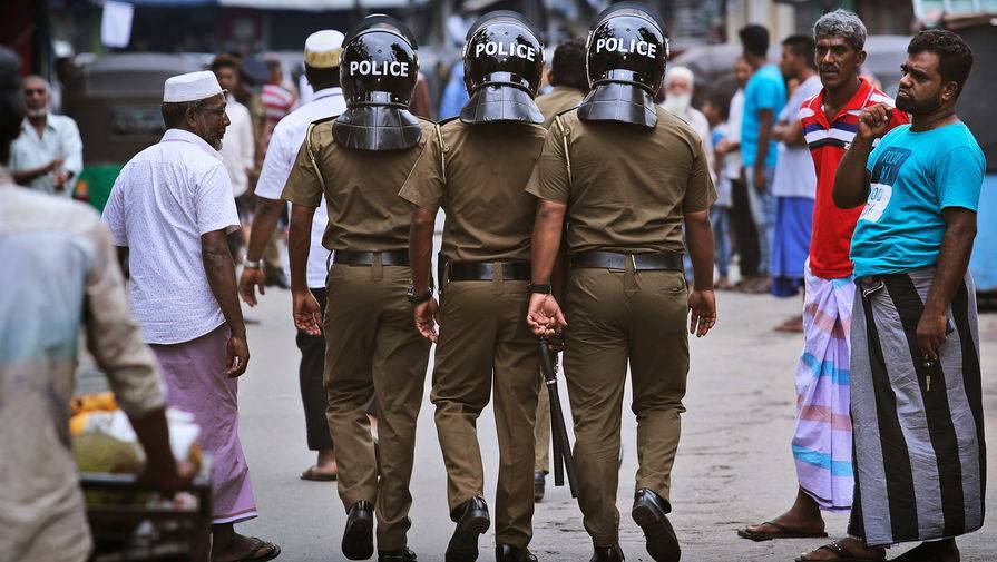 Шри-Ланка выпустила из тюрем три тысячи заключенных из-за коронавируса - gazeta.ru - Ухань - Шри Ланка