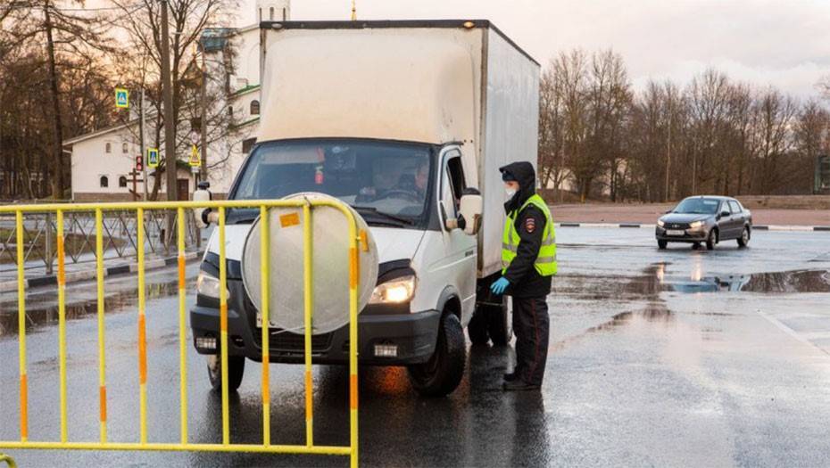 Северо-Запад: губернаторы пытаются настроить карантин под экономику - dp.ru - Новгородская обл.