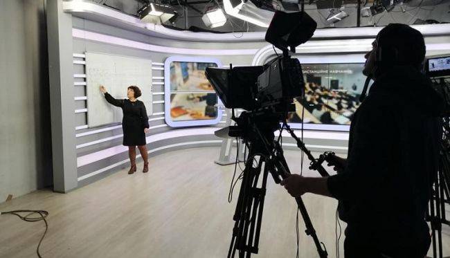 Елена Зеленская - На Украине стартует телевизионный проект «Всеукраинская школа онлайн» - eadaily.com - Украина