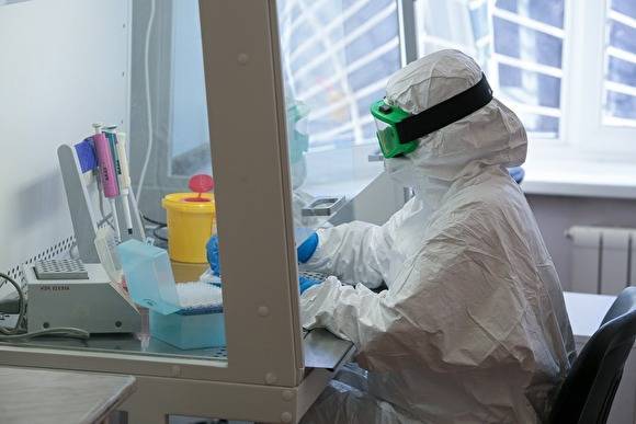 В Китае за сутки выявили 39 новых случаев заражения коронавирусом, умер один человек - znak.com - Китай