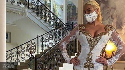 Анастасия Волочкова - Волочкова похвасталась свадебной медицинской маской в стразах в разгар эпидемии COVID-19 - nation-news.ru