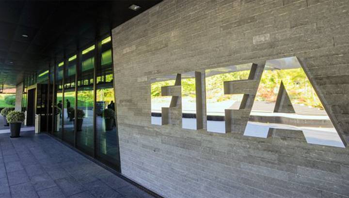 ФИФА продлит текущий футбольный сезон - vesti.ru