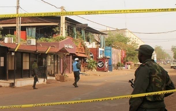 В Мали боевики напали на военный лагерь и убили более 20 солдат - korrespondent.net - Мали