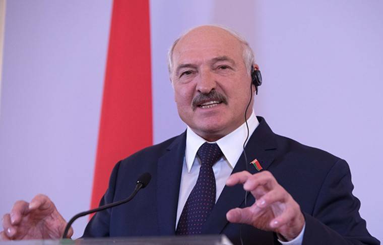 «Он с них шкуру спустит»: врач объяснил веру Лукашенко в своих врачей - news.ru - Белоруссия