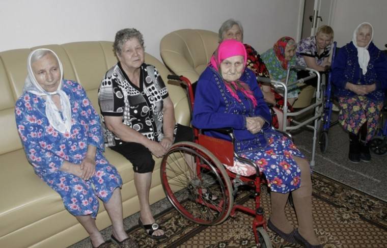 Постояльцев домов престарелых предлагают перевести в санатории - news.ru - Шотландия - Глазго