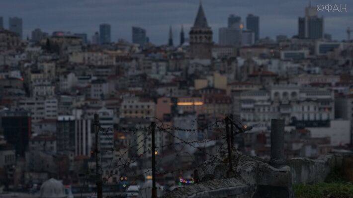 Коронавирус поражает Турцию из-за безалаберности жителей - riafan.ru - Москва - Турция - Стамбул