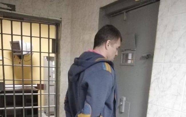 Нападавшего на журналистов в Гидропарке отпустили под домашний арест - rbc.ua - Украина - Киев