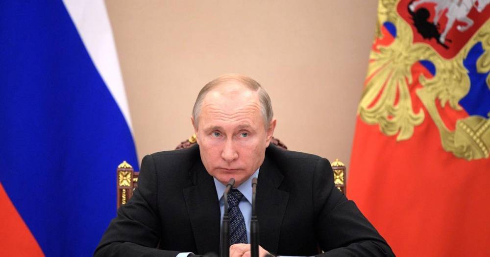 Владимир Путин - Путин назвал ситуацию с коронавирусом непростым этапом для России - ren.tv - Россия