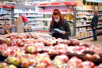 Дмитрий Востриков - Власти России ответили на угрозу роста цен на продукты - lenta.ru - Россия