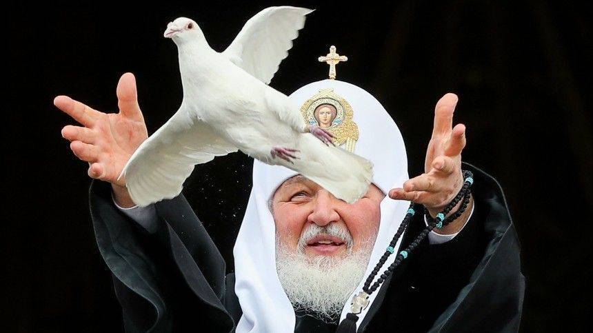 патриарх Кирилл - Литургия в честь Благовещения прошла в храме Христа Спасителя - 5-tv.ru - Москва