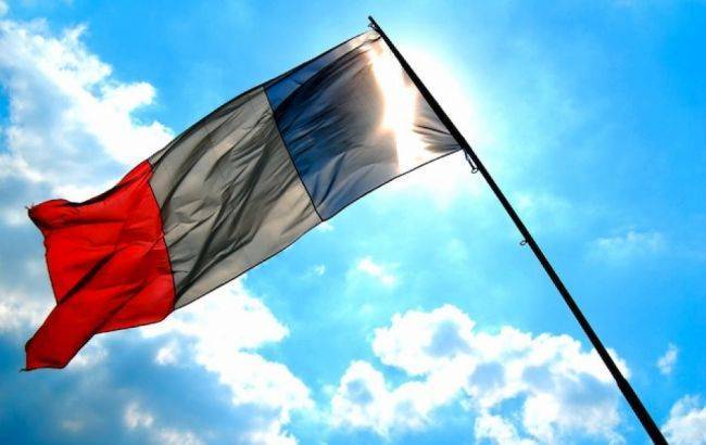 Франция будет выдавать спецразрешения на въезд иностранцам - rbc.ua - Франция - Украина