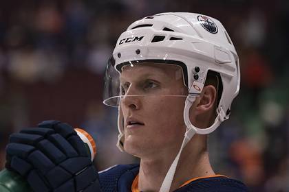 25-летнего хоккеиста НХЛ ввели в кому после операции на мозге - lenta.ru