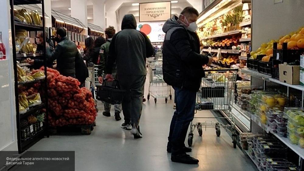 Илья Власенко - Магазины в РФ могут ограничить поток покупателей на фоне COVID-19 - nation-news.ru - Россия