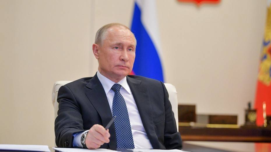 Владимир Путин - Путин анонсировал дополнительные выплаты медикам - dp.ru - Россия
