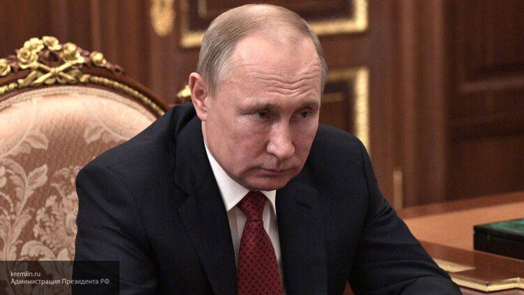 Владимир Путин - Путин призвал глав регионов дорожить каждым рублем во время пандемии COVID-19 - politexpert.net - Россия