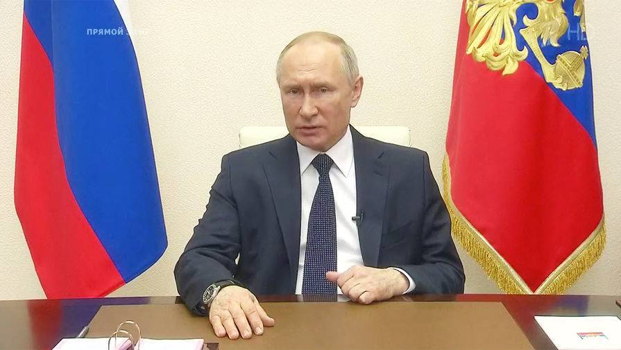 Владимир Путин - Путин называл ближайшие две-три недели решающими в борьбе с коронавирусом - gazeta.ru - Россия