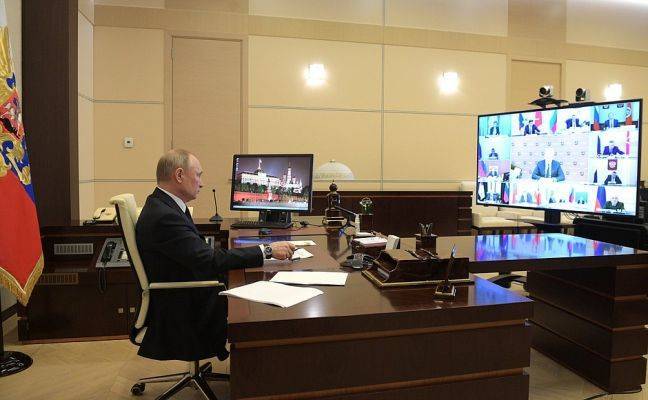 Путин заявил о поступлении в регионы 46 млрд рублей на борьбу с Covid-19 - eadaily.com - Россия