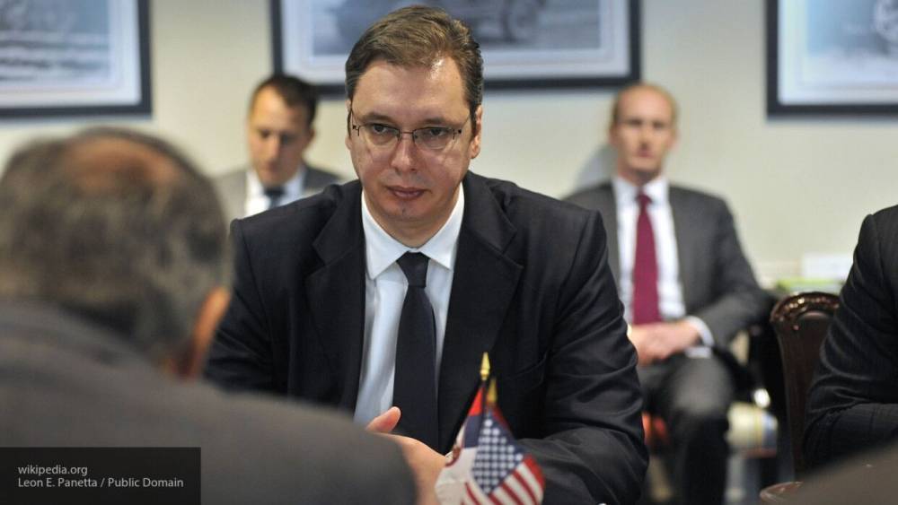 Александр Вучич - Сербский лидер Александр Вучич заявил, что его сын заразился коронавирусом - inforeactor.ru - Сербия