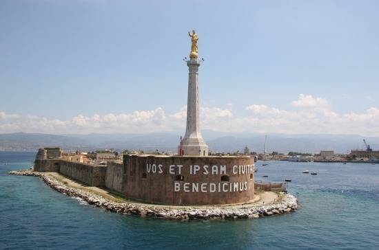 Госсовет Италии выступил против онлайн-заявок для прибывающих на Сицилию через порт Мессины - pnp.ru - Италия