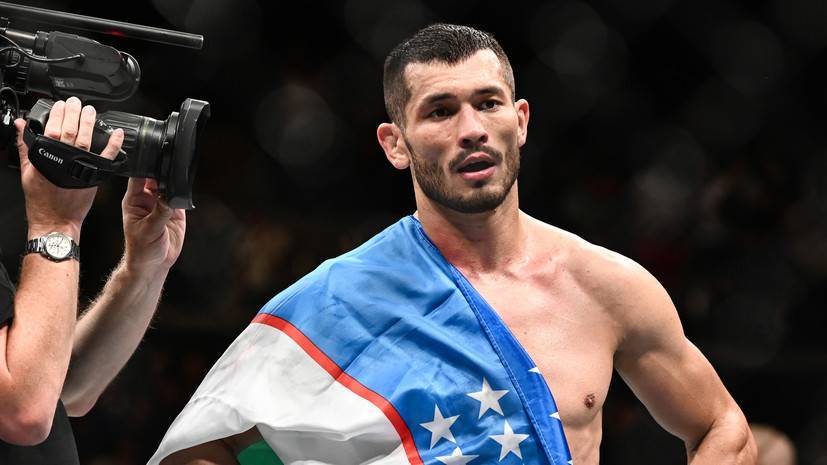 Махмуд Мурадов - Узбекский боец UFC рассказал, как пережидает пандемию коронавируса в Праге - russian.rt.com - Прага - Узбекистан