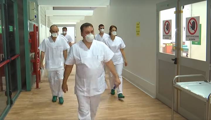 В Италии российские врачи приняли первых больных с коронавирусом - vesti.ru - Россия - Италия - Бергамо