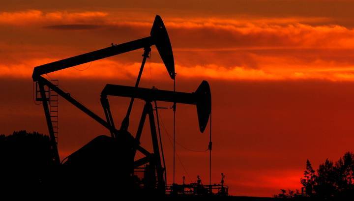 Нефть дорожает в ожидании сделки ОПЕК+ - vesti.ru - Лондон