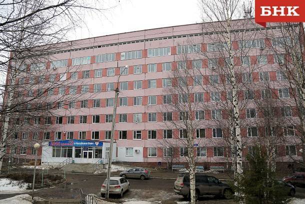 В Эжвинской больнице остается 58 больных коронавирусом - bnkomi.ru - республика Коми - Минздрав