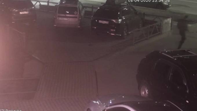 В ночной драке на пересечении Дачного и Ветеранов избили велосипедиста - piter.tv