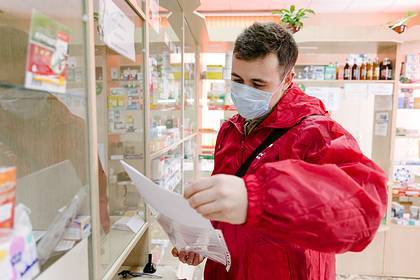 В России расширили список лекарств для борьбы с коронавирусом - lenta.ru - Россия - Минздрав