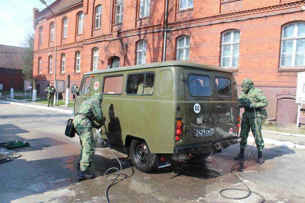В Калининграде военные провели спецтренировку по дезинфекции воинской части - eadaily.com - Калининград