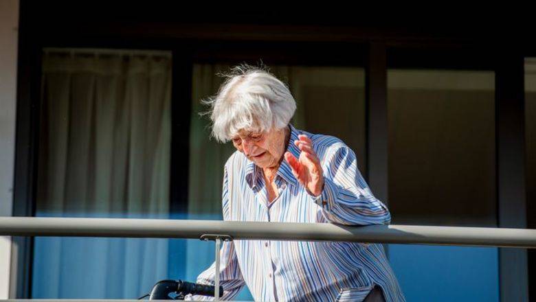 Корнелия Рас - От коронавируса вылечилась 107-летняя жительница Нидерландов - newizv.ru - Сша - Италия - Голландия