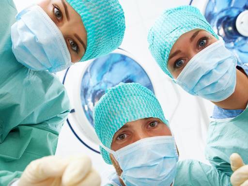 В Прикамье более тысячи врачей проходят курсы переподготовки, чтобы лечить больных коронавирусом - nakanune.ru