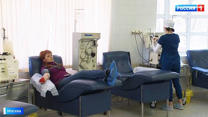 Лечение плазмой крови: победившие COVID-19 помогают другим больным - vesti.ru - Москва