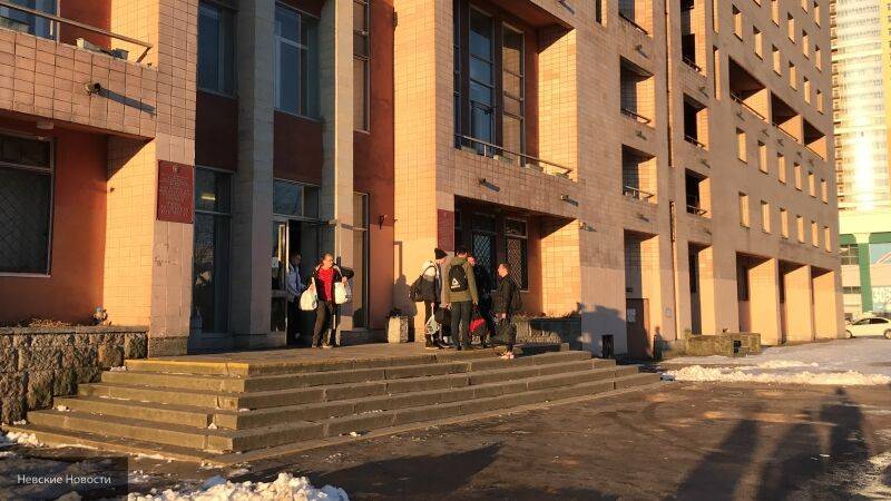 Профессор Асланов: Петербург на 90 процентов обеспечен врачами-эпидемиологами - nation-news.ru - Россия - Санкт-Петербург