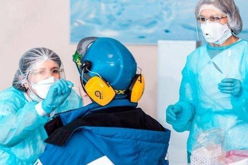 «Газпром нефть» начала масштабное тестирование сотрудников на коронавирус - znak.com