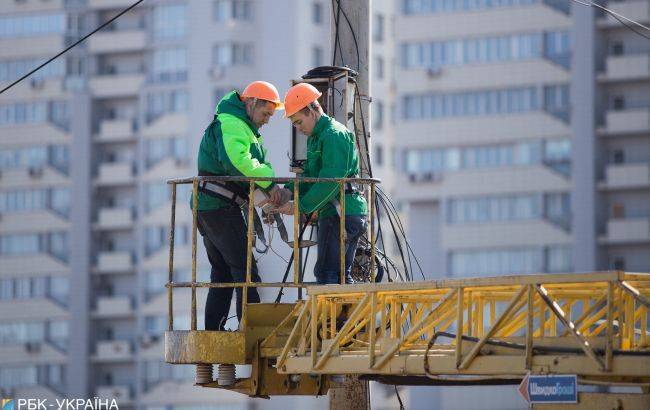 Камбин снял ограничения на работу строителей и химчисток - rbc.ua - Украина