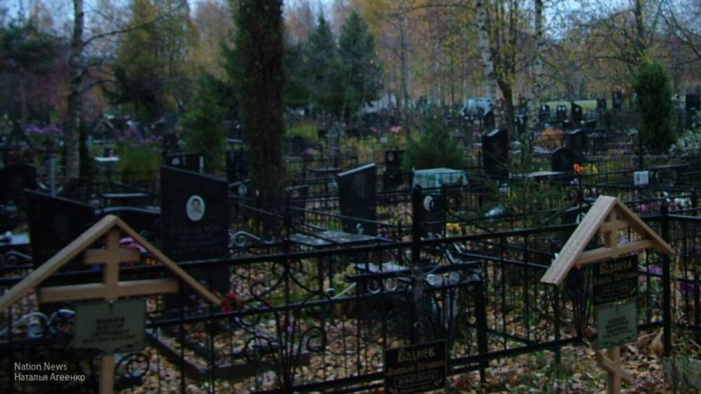 Московские кладбища временно закрыли для посещения из-за коронавируса - inforeactor.ru - Москва