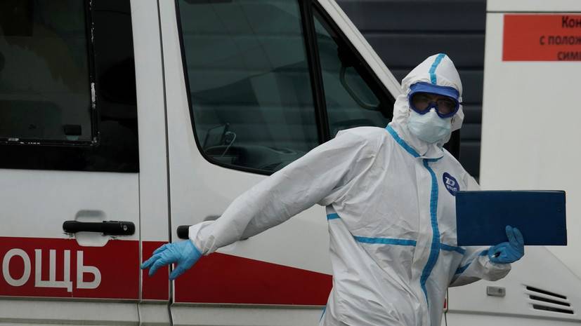 У 111 сотрудников НИИ скорой помощи в Петербурге выявили коронавирус - russian.rt.com - Санкт-Петербург