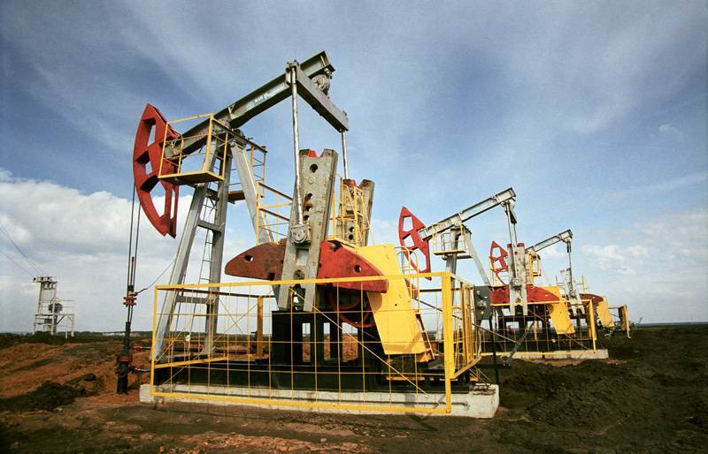 Цены на нефть отреагировали на вступление в силу новой сделки ОПЕК+ - tvc.ru - Россия - Саудовская Аравия
