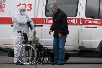 В Москве за сутки выявили более 3,5 тысяч случаев коронавируса - lenta.ru - Москва