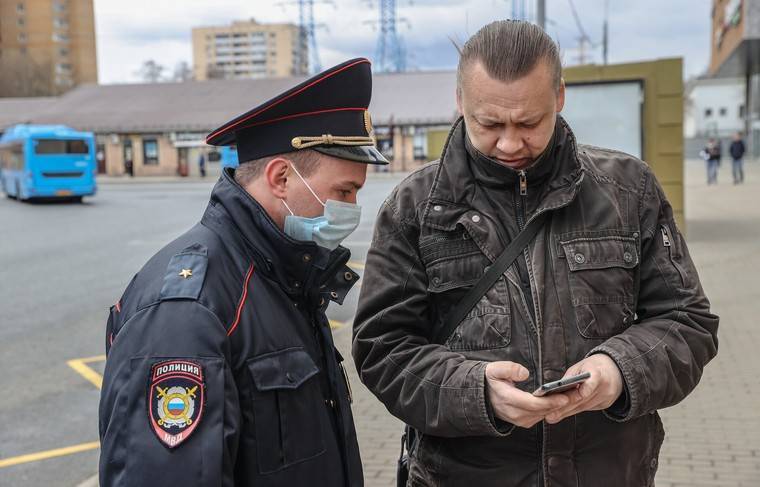 Евгений Данчиков - В полиции рассказали, сколько нарушителей самоизоляции ловят в Москве - news.ru - Москва