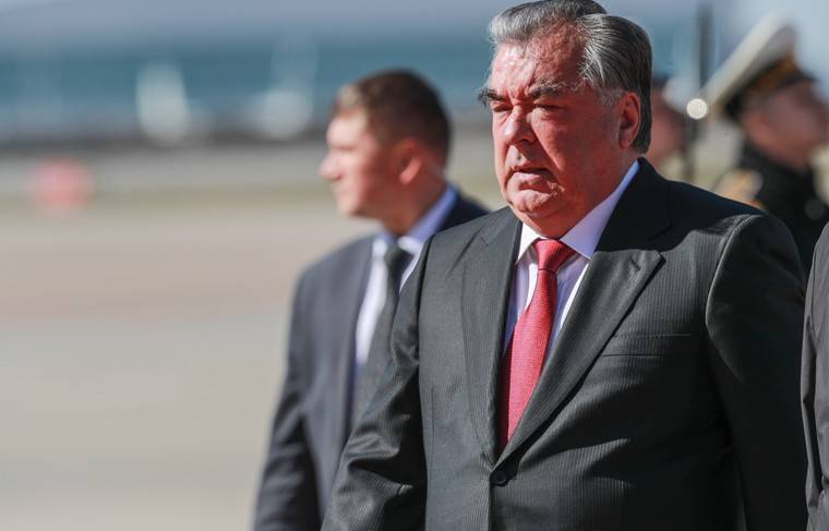 Президент Таджикистана направил свою зарплату в фонд борьбы с коронавирусом - news.ru - Москва - Таджикистан - Президент