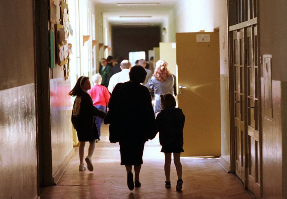 За знаниями – в выходной день. Сколько детей провели Первомай в школах? - belsat.eu - Белоруссия