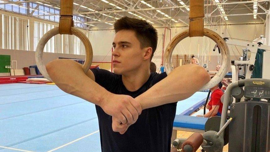 Никита Нагорный - «Как белка в колесе»: гимнаст Нагорный с трудом повторил трюк, который увидел в сети - 5-tv.ru