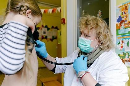 В Минздраве рассказали о количестве умерших детей с коронавирусом - lenta.ru - Россия - Москва
