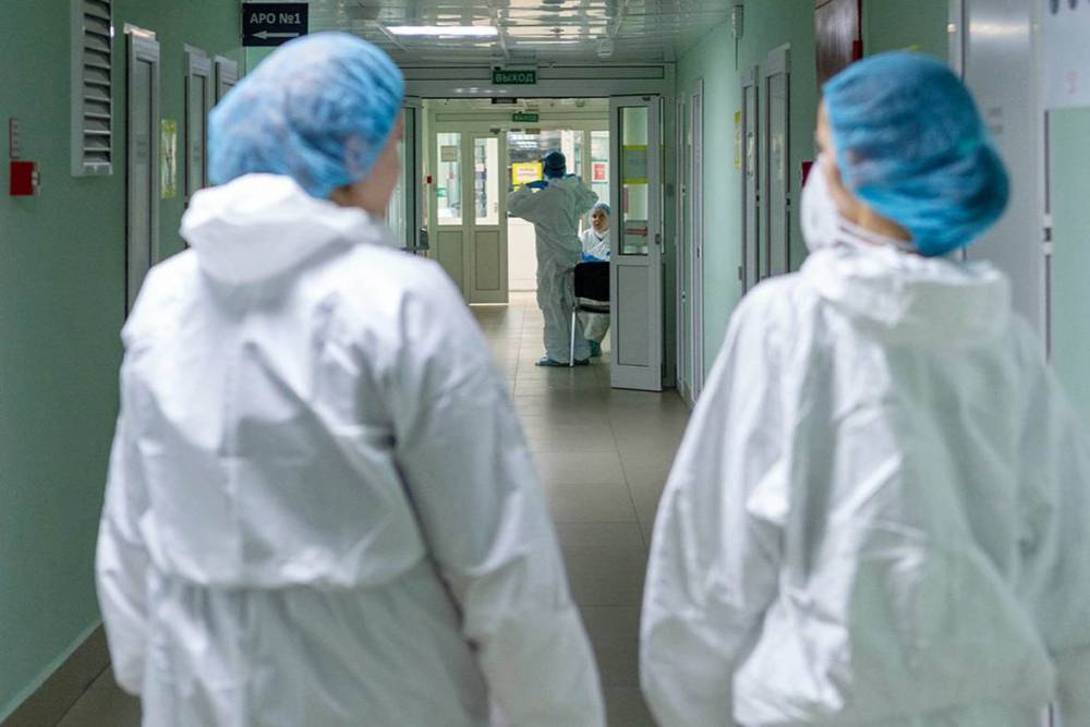 Более 1,1 тысячи случаев коронавируса выявили в Подмосковье за сутки - vm.ru - Московская обл.
